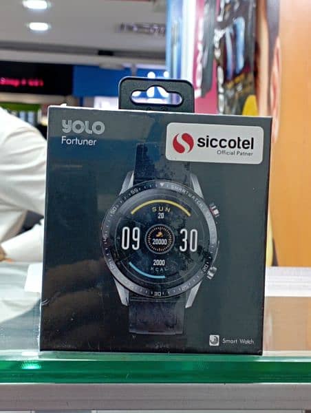 Yolo Fortuner Smartwatch