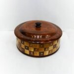 Wooden hotpot