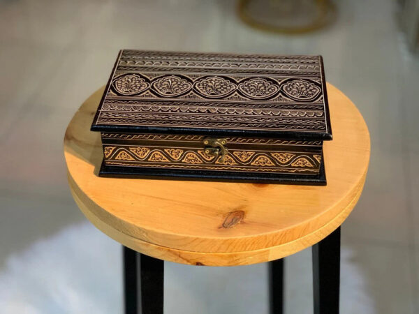 wooden naqsi box