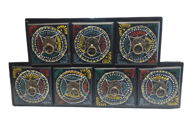 Stylish wooden Daraz box naqshi work - Image 2
