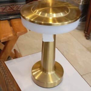 Metal touch sensor lamp