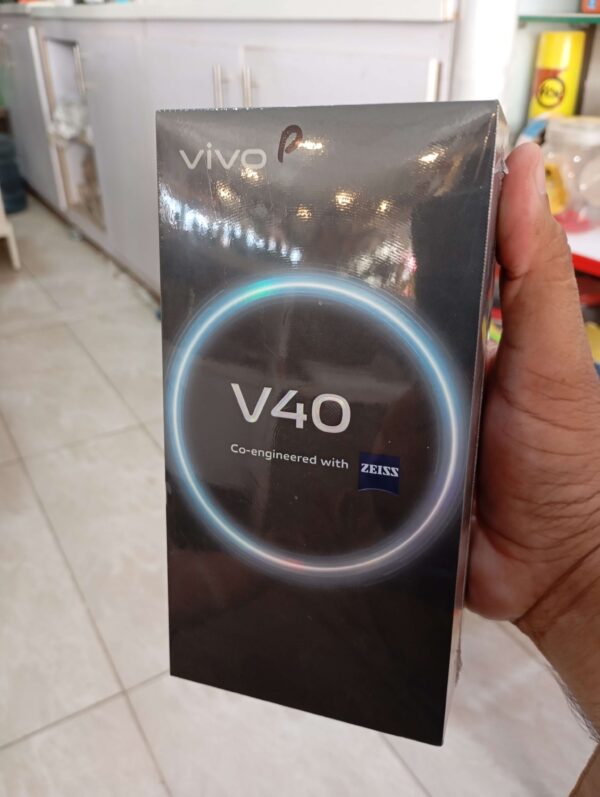Vivo V40 Price in pakistan