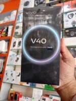 Vivo v40 ziess